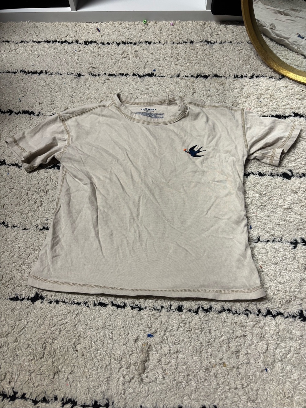 Old Navy T-shirt